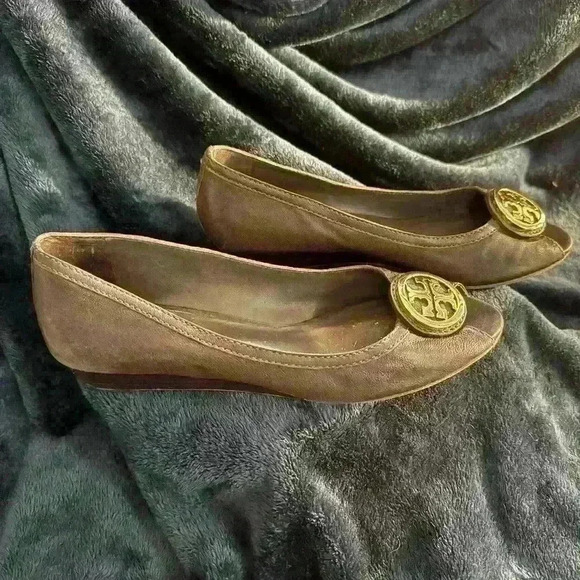 Tory Burch Peep Toe Wedge - Picture 2 of 12